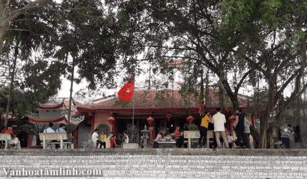 Đền thờ Cô Chín Thượng Ngàn ở Bắc Giang