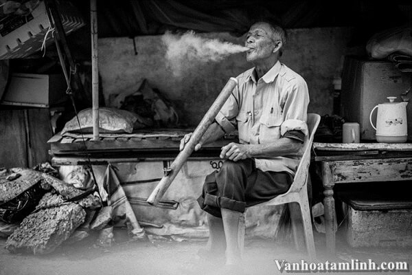 Văn hóa hút thuốc lào của người Việt Nam