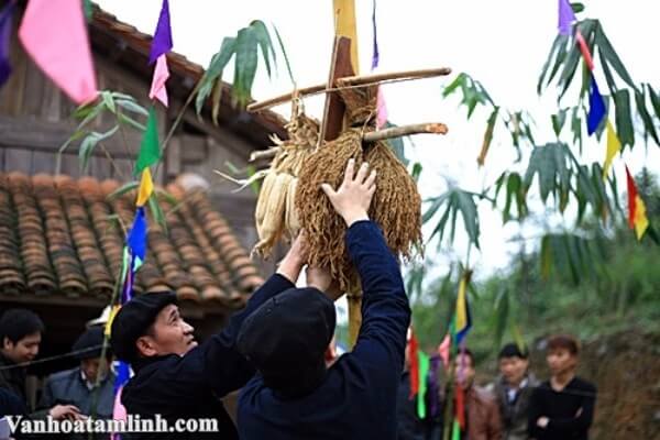 Lễ hội Gầu Tào của người Mông ở Lào Cai