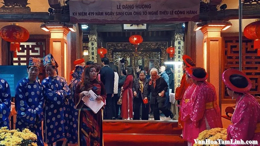Ông tổ nghề thêu Lê Công Hành
