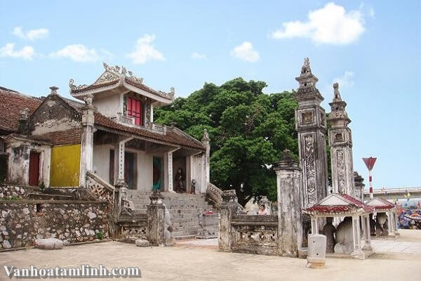 Đền thờ Quan Hoàng Chín ở Nghệ An