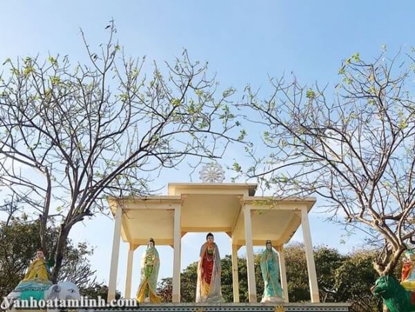 Vẻ đẹp của chùa Hang ở Tuy Phong, Bình Thuận