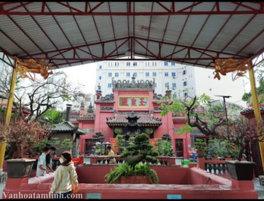Chùa Ngọc Hoàng ở Sài Gòn