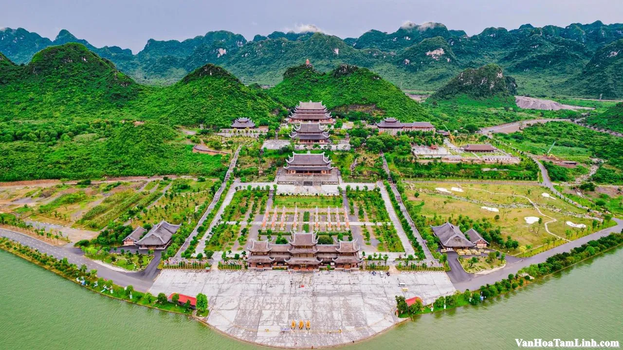 Tham quan khu du lịch Tam Chúc ở Hà Nam