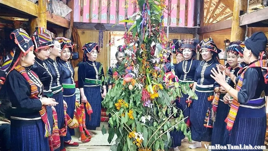 Tục thờ cúng của người Thái đen