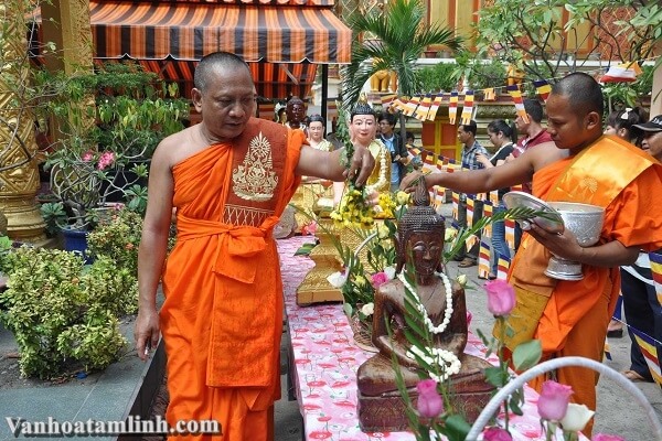 Các lễ hội của đồng bào Khmer Nam bộ