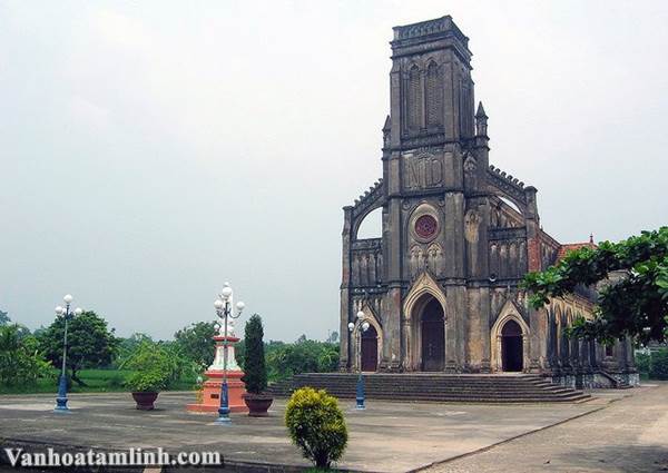 Nhà thờ Giáo xứ Bảo Long ở Mỹ Lộc, Nam Định