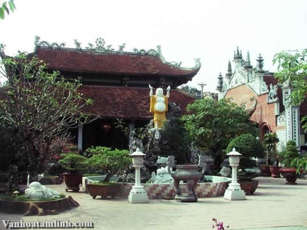 Chùa Vẽ (chùa Tư Khánh) làng Đông Ngạc, quận Bắc Từ Liêm, Hà Nội