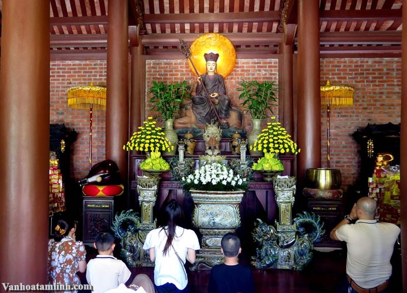 Chùa Địa Tạng Phi Lai Tự (chùa Đùng) ở Thanh Liêm, Hà Nam