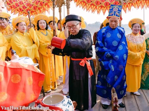 Lễ hội Tổng Mễ (Chử Đồng Tử &#8211; Tiên Dung) ở Hưng Yên