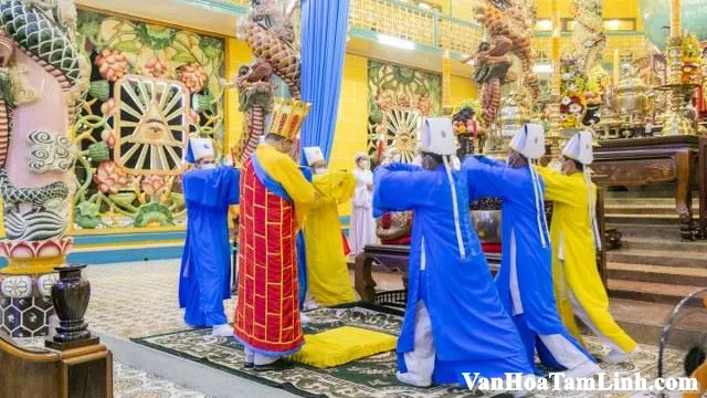 Trang phục đạo Cao Đài
