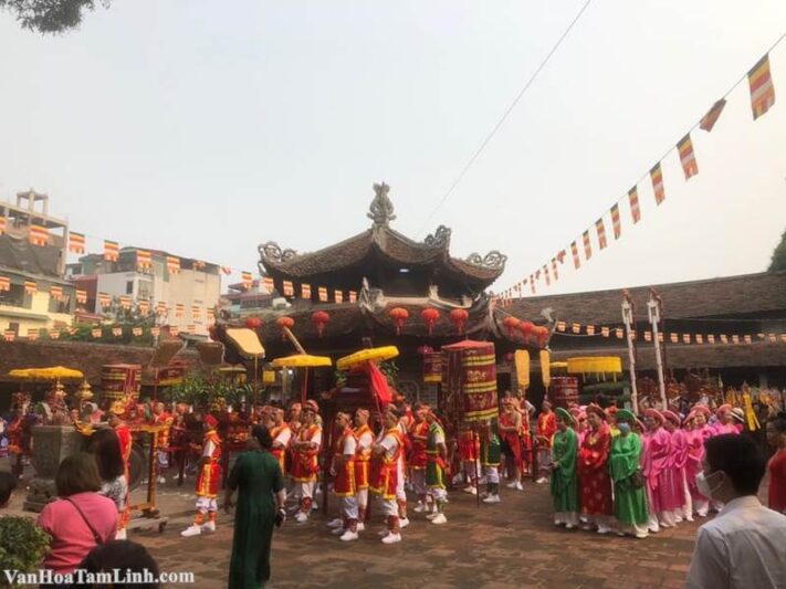 Lễ hội Chùa Láng (Hà Nội)
