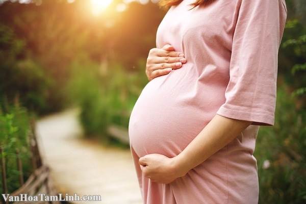 Mang thai là gì? Dấu hiệu mang thai