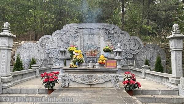 Lăng mộ thầy Chu Văn An.