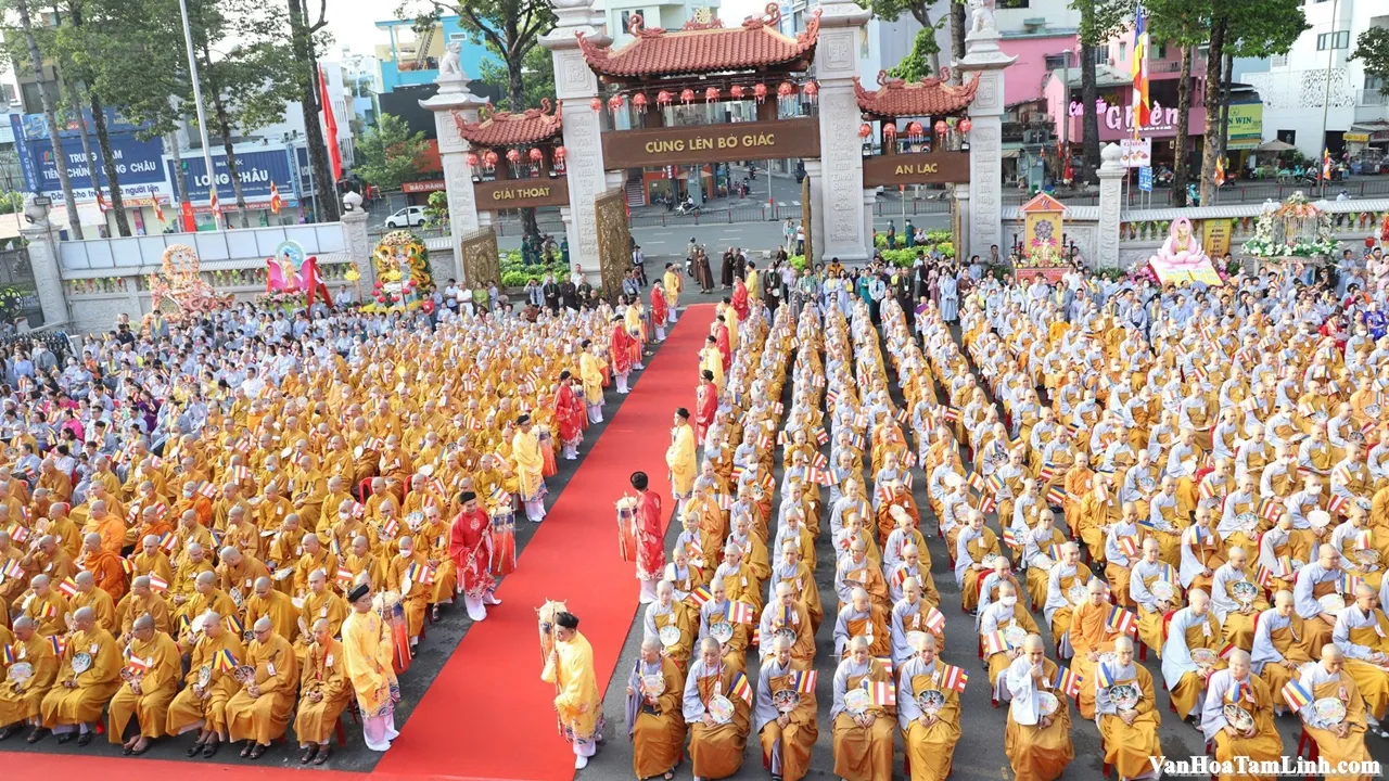 Các lễ hội diễn ra vào tháng 4 Âm lịch